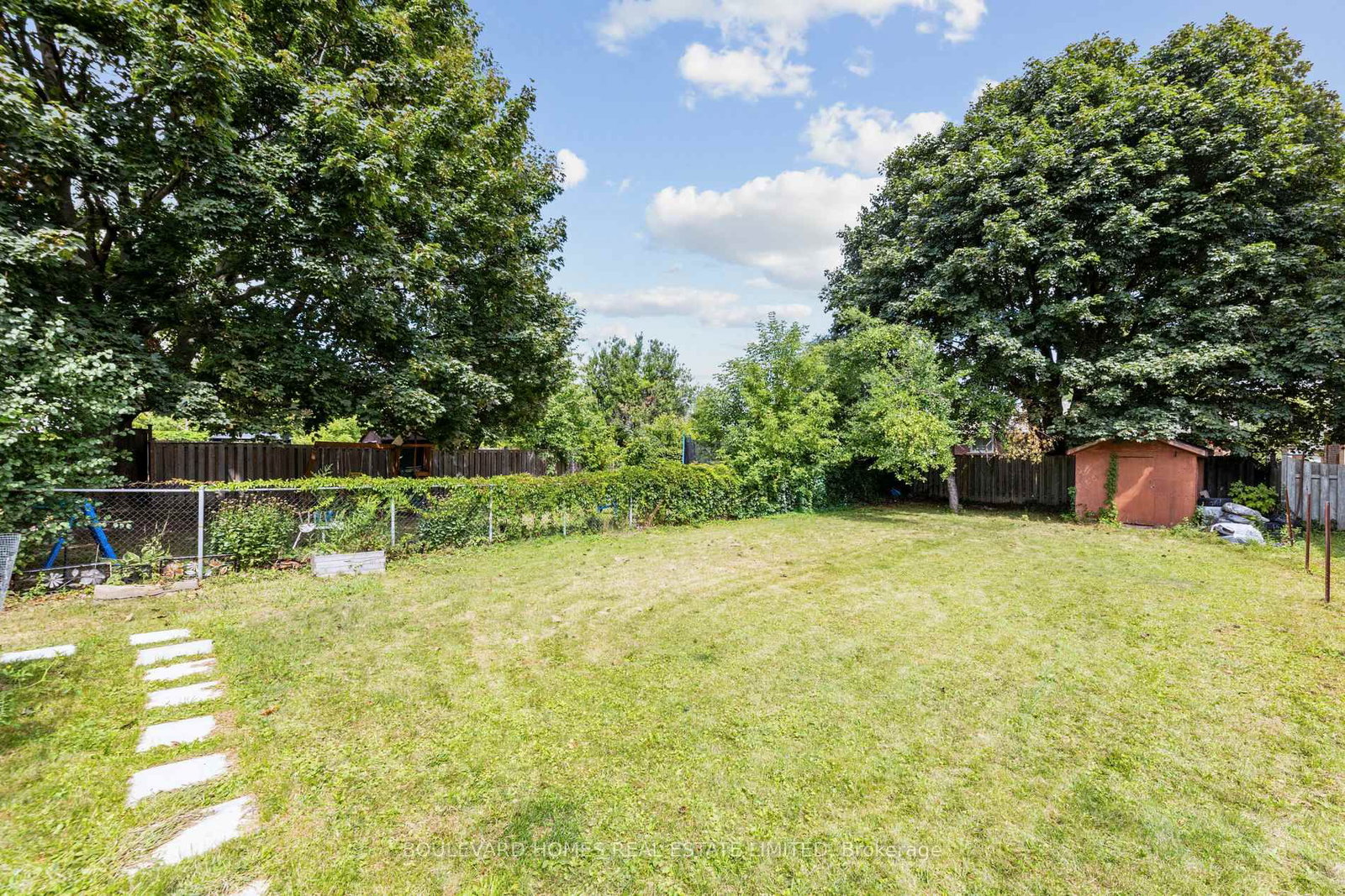 Listing Image 38
