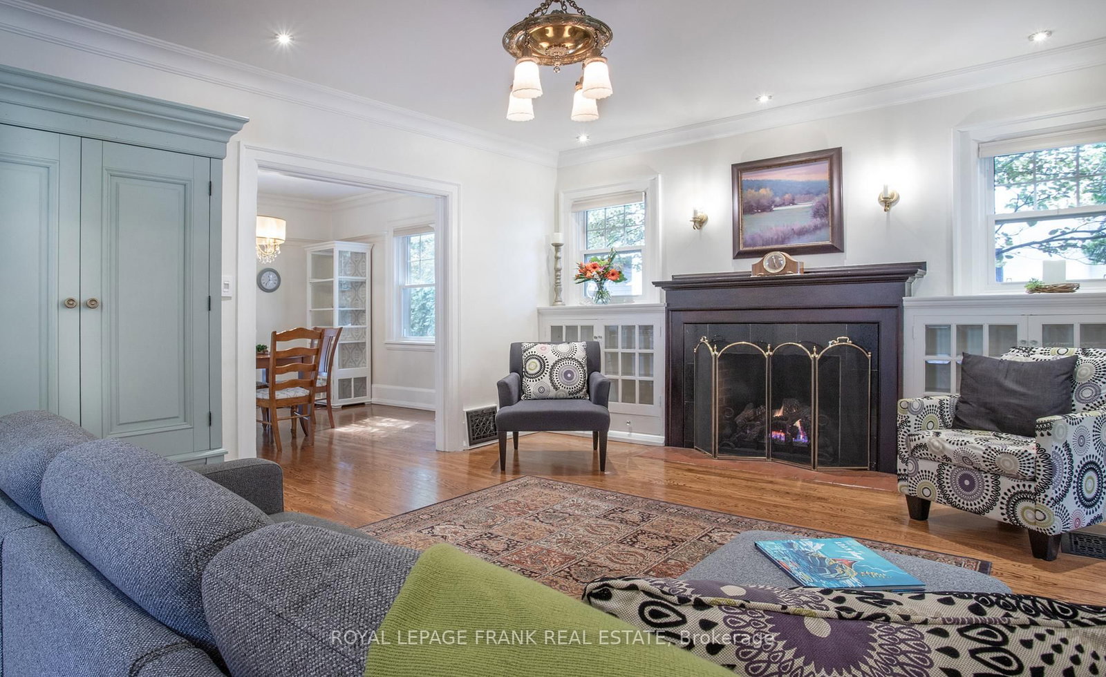 Listing Image 9