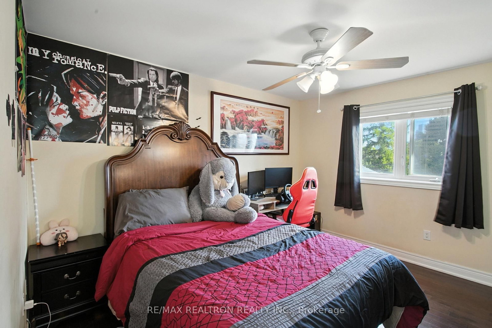 Listing Image 12