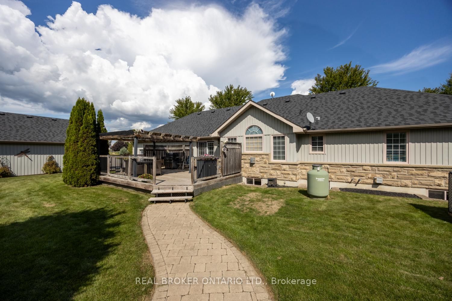 Listing Image 37