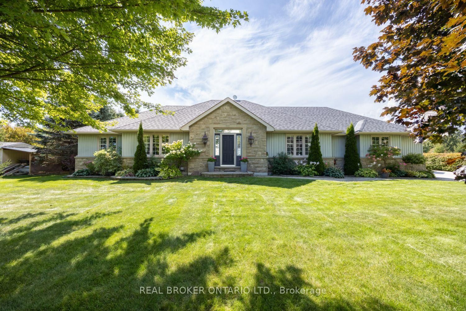 Listing Image 50