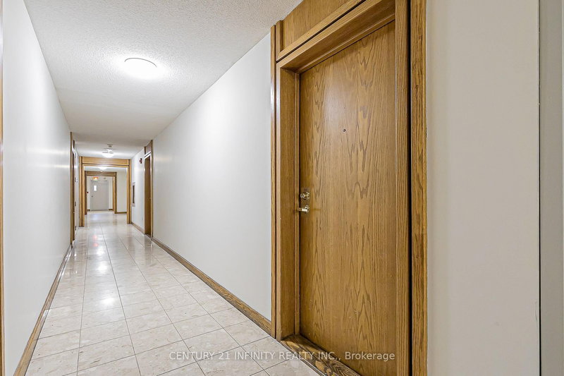 306 - 80 Athol St E, Oshawa, L1H 8B7 | Image 3