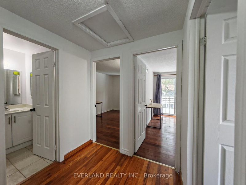 18 Camberley Crt, Toronto, M1B 2S6 | Image 3