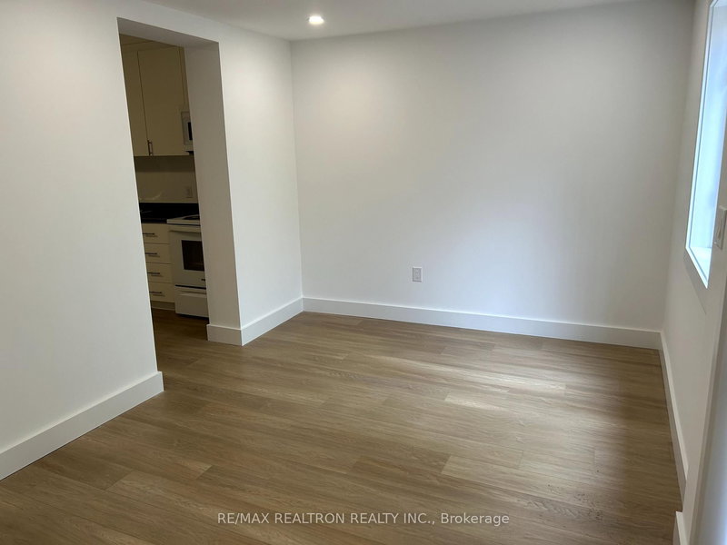 1 - 1293 Gerrard St E, Toronto, M4L 1Y8 | Image 2