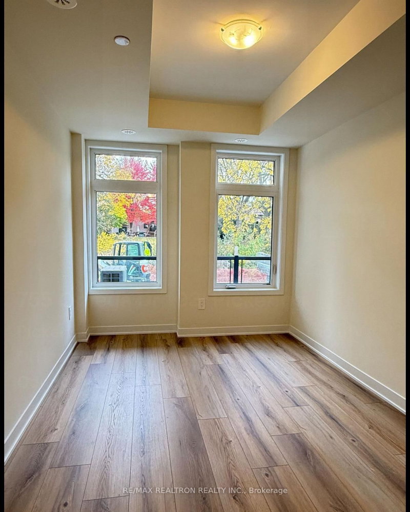 112 - 755 Omega Dr, Pickering, L1V 0H1 | Image 3