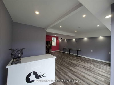 582 Danforth Road — photo 5