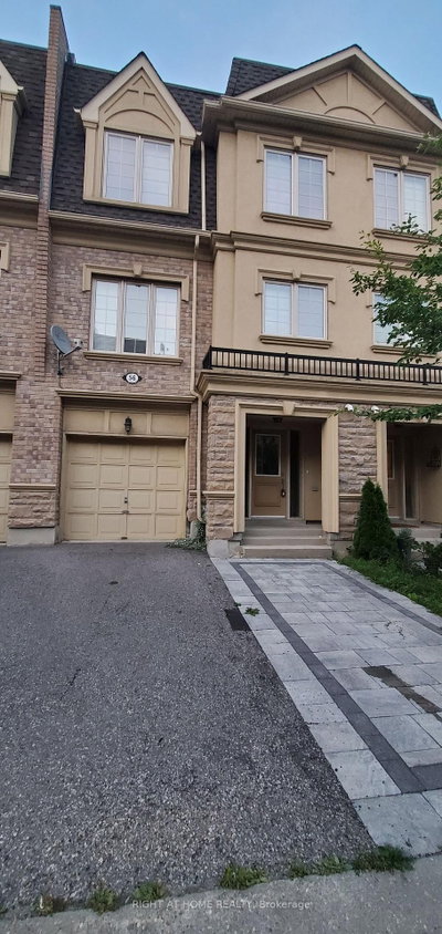 Townhouse leased at 56-1250 St. Martins Drive, Pickering, Ontario, L1W 0A2 - Bay Ridges - MLS: E12394776