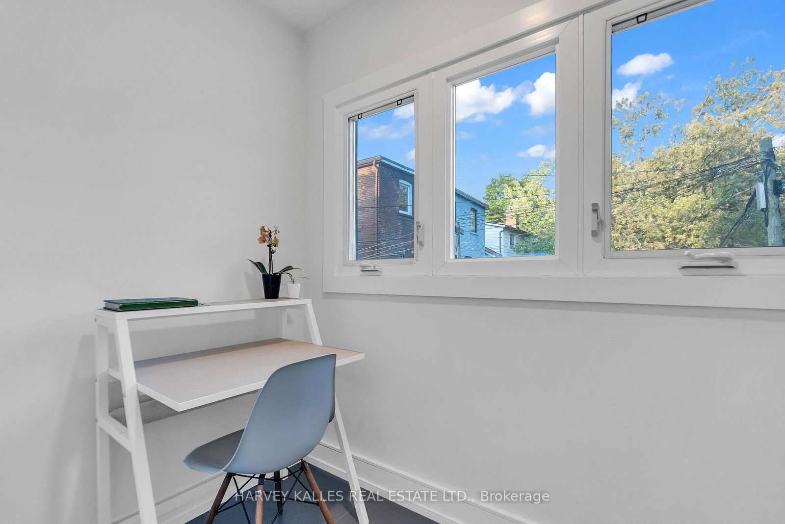 Listing Image 14