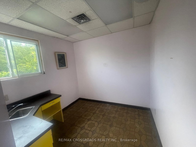 04 - 5741 Finch Ave E, Toronto, M1B 2G5 | Image 3