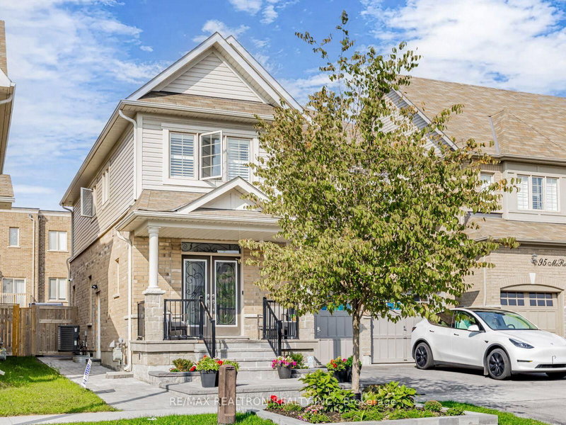 91 MCROBERTS Cres, Clarington, L1E 0H4 | Image 2