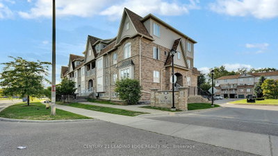 Townhouse sold at 23-200 McLevin Avenue, Toronto, Ontario, M1B 2L2 - Malvern - MLS: E12401513