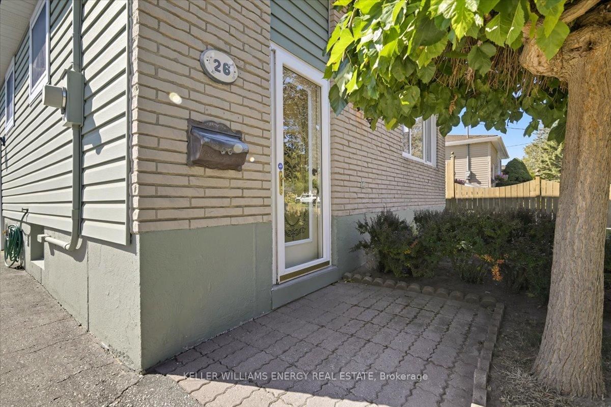 Listing Image 3