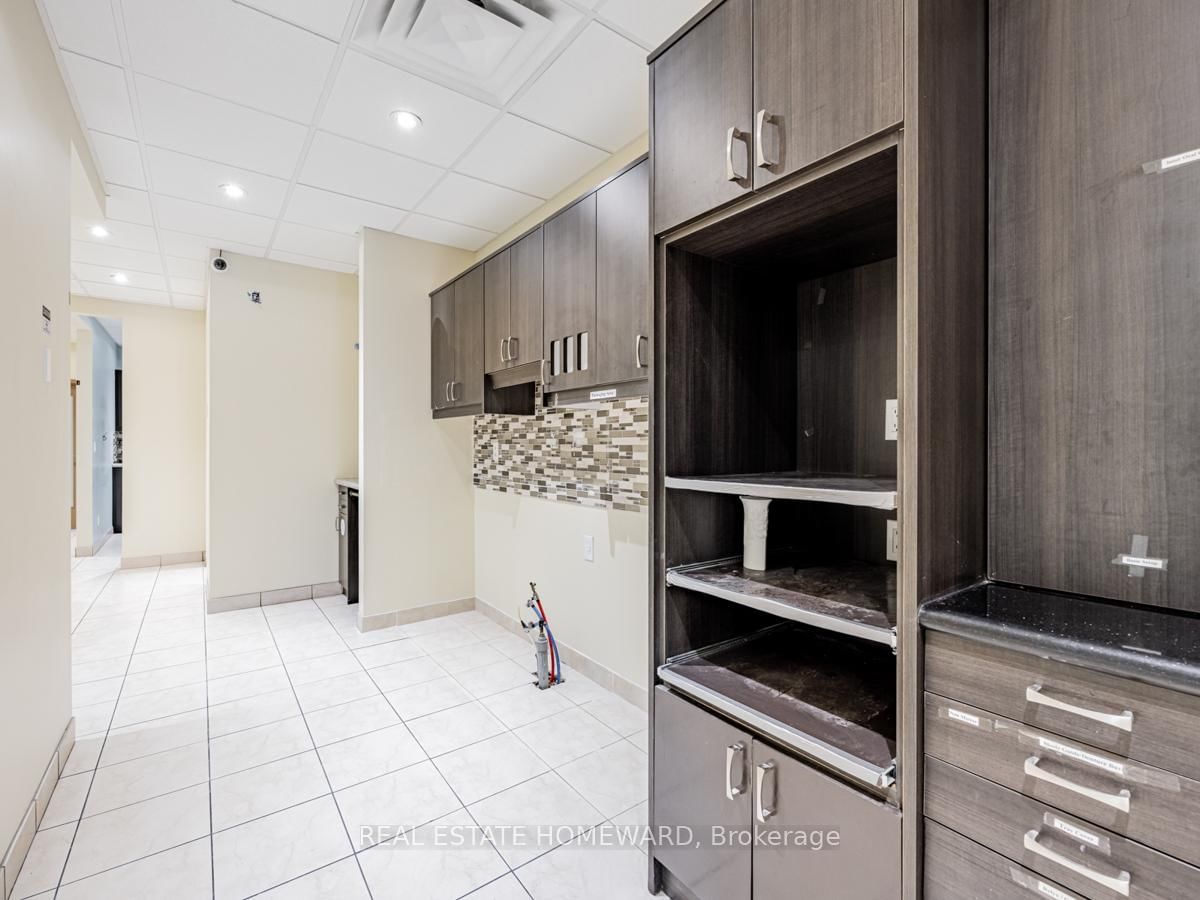 2438 Danforth Avenue - Photo 24