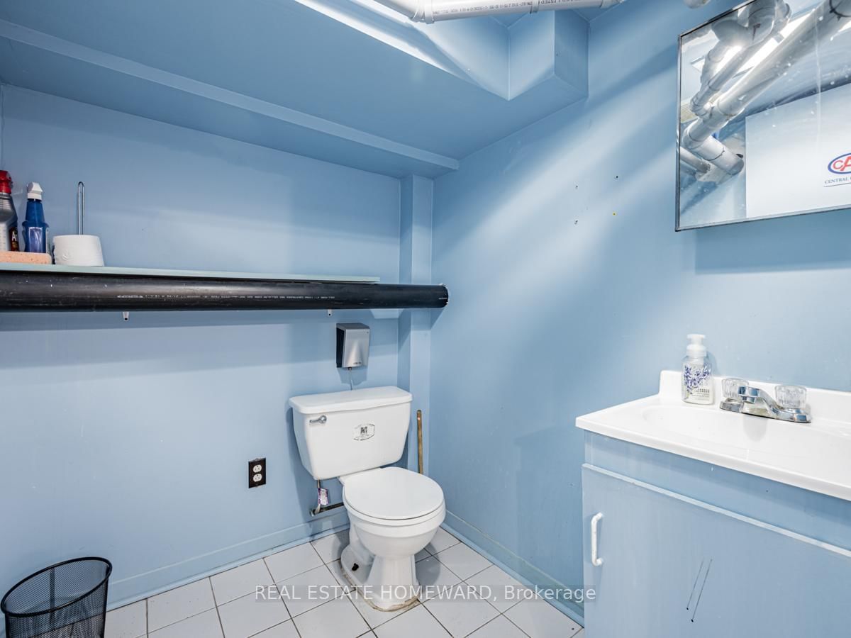 2438 Danforth Avenue - Photo 31