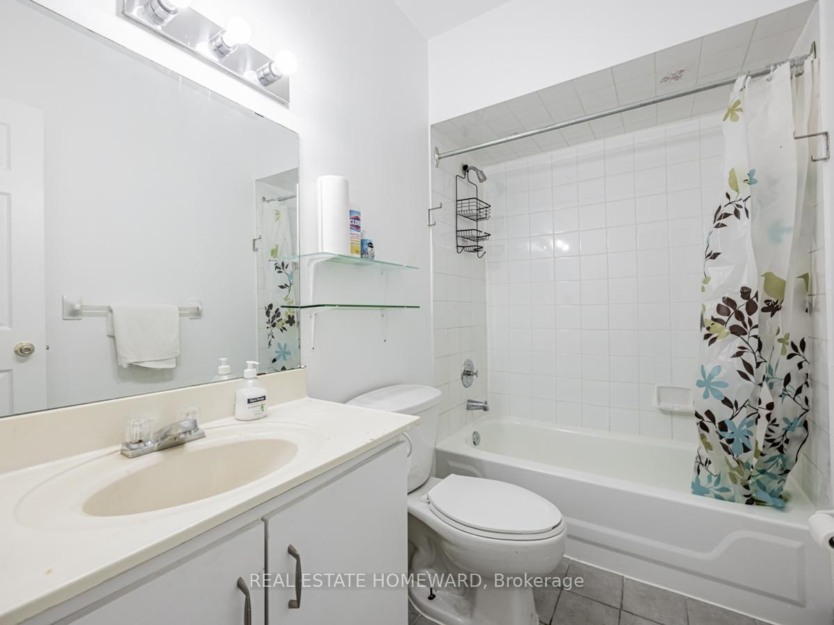 2438 Danforth Avenue - Photo 33