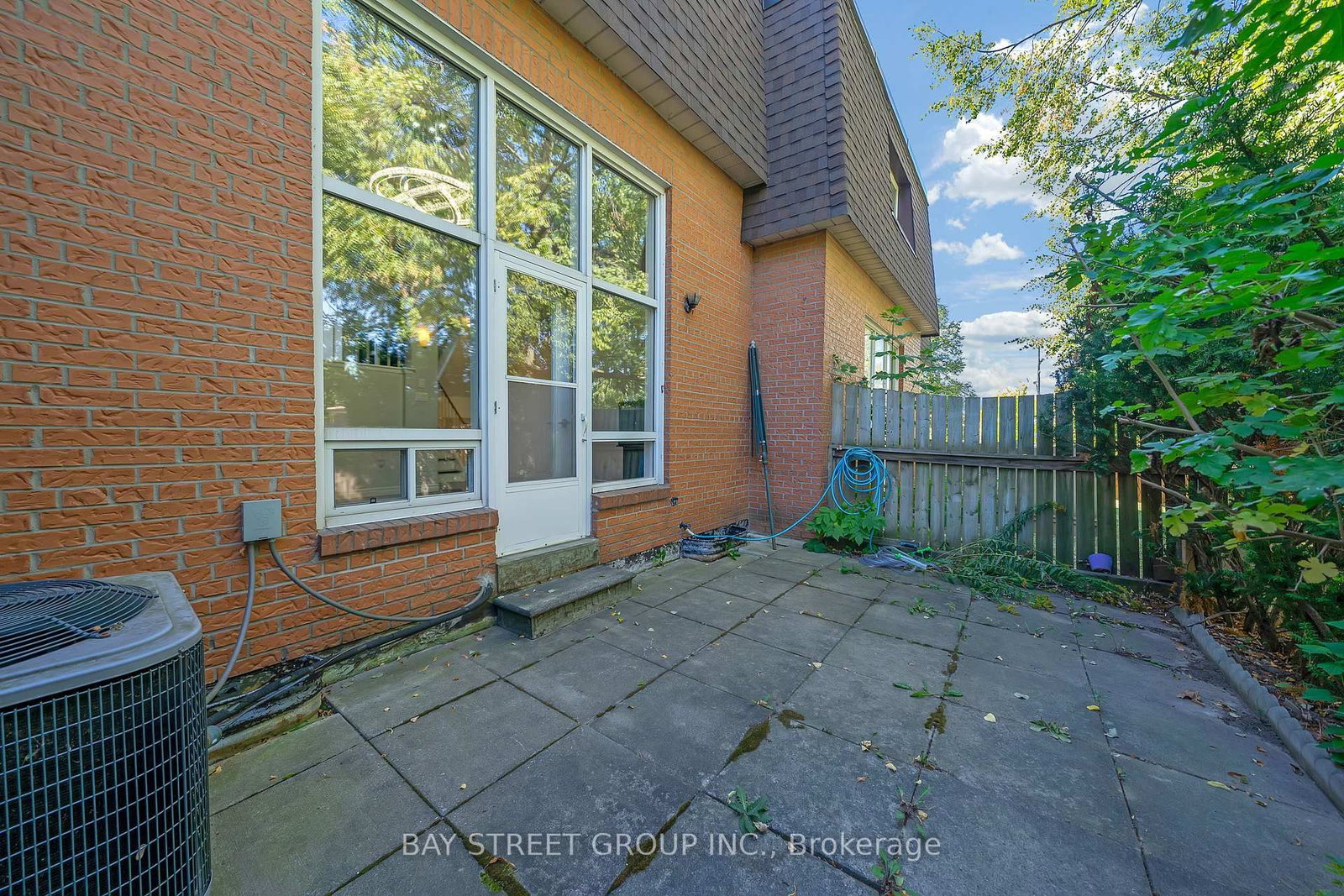 Listing Image 32