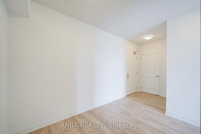 1028 Mcnicoll Toronto,ON M1W 0A8 — Photo 11