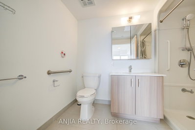 1028 Mcnicoll Toronto,ON M1W 0A8 — Photo 27