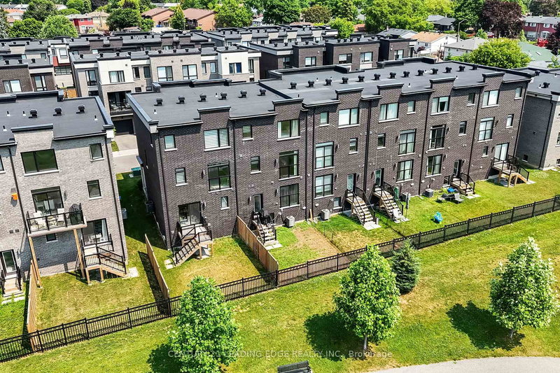 1362 Gull Crossing N, Pickering, L1W 0B7 | Image 2