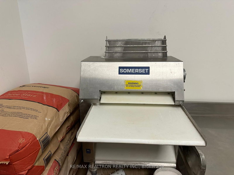 11 - 4385 Sheppard Ave E, Toronto, M1S 1T9 | Image 3