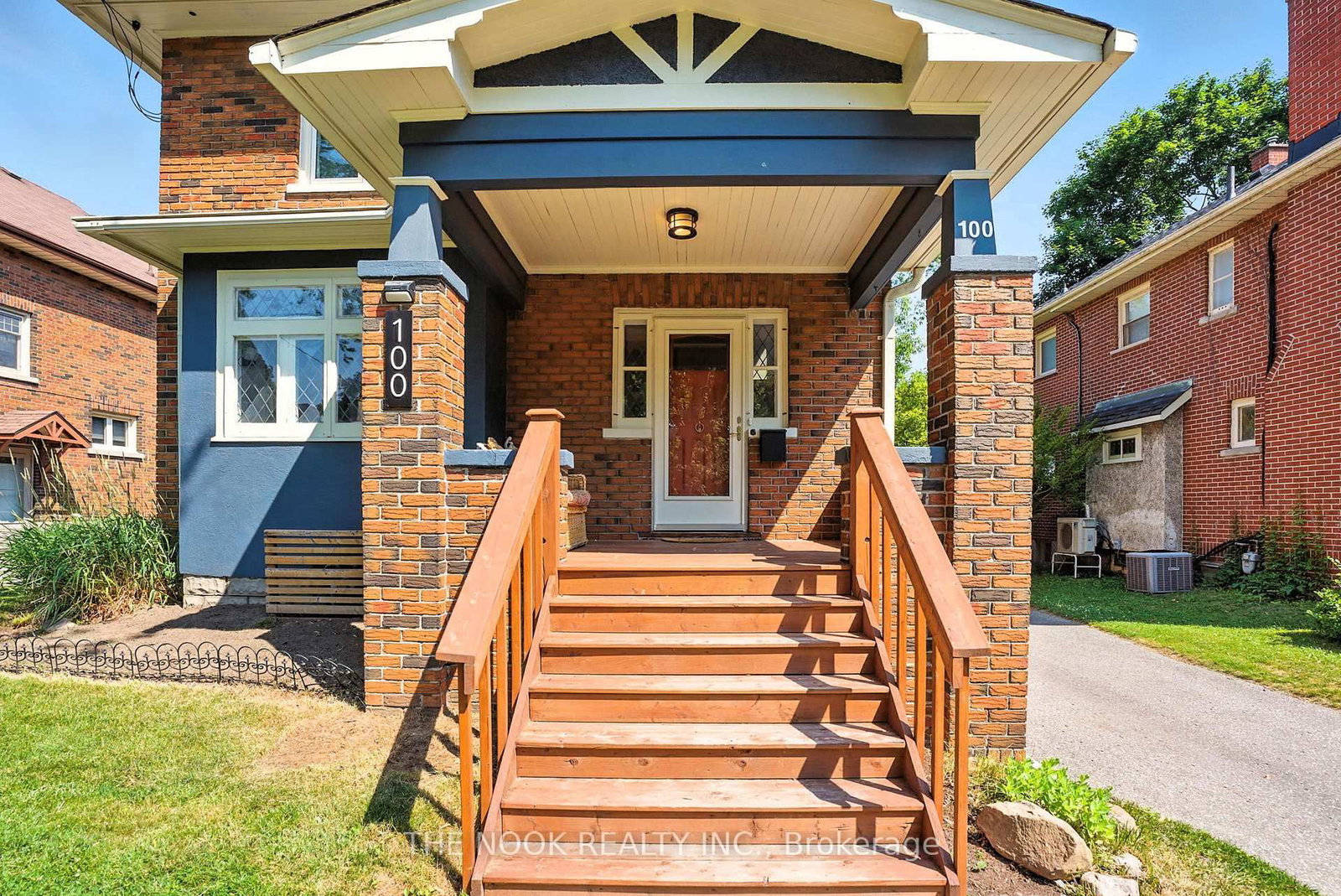 Listing Image 4