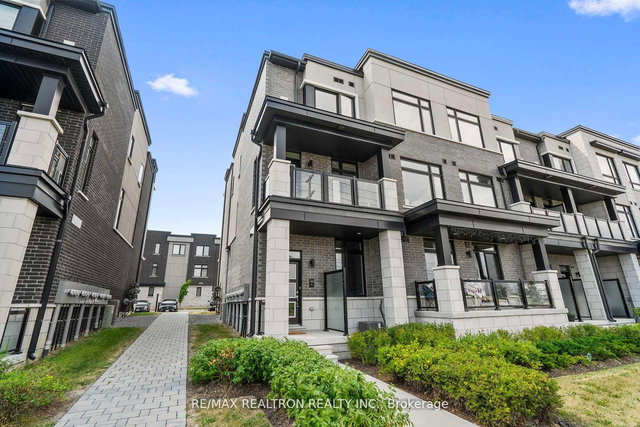 401 - 2550 Castlegate Crossing, Pickering | For Sale @ $645,000 | Condos.ca