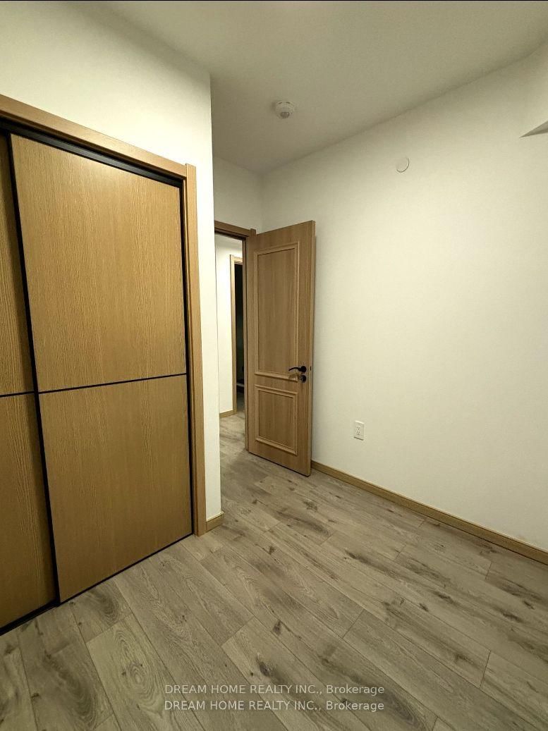 Room2