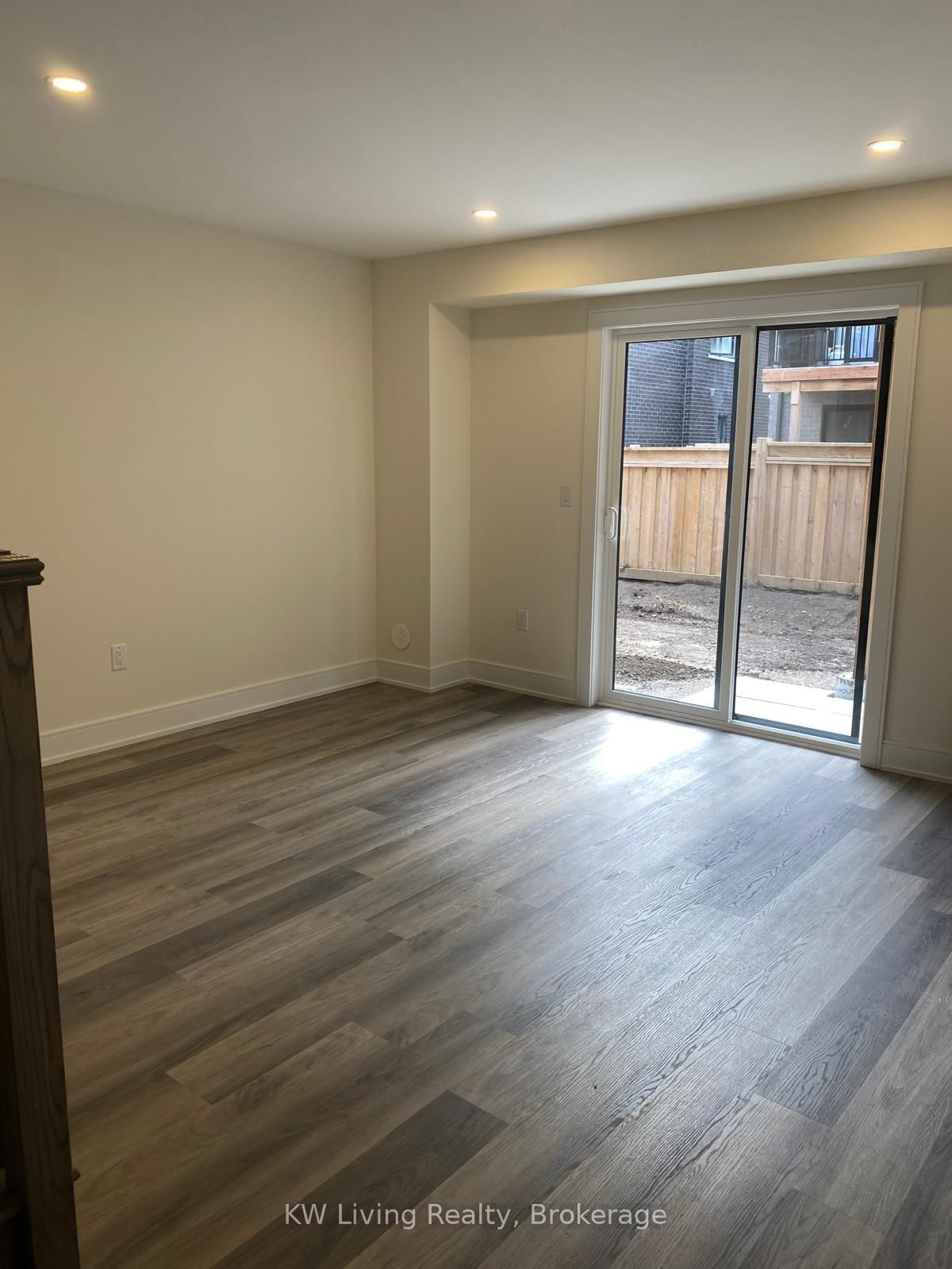 1695 Dersan Street, Unit 502 - Photo 4