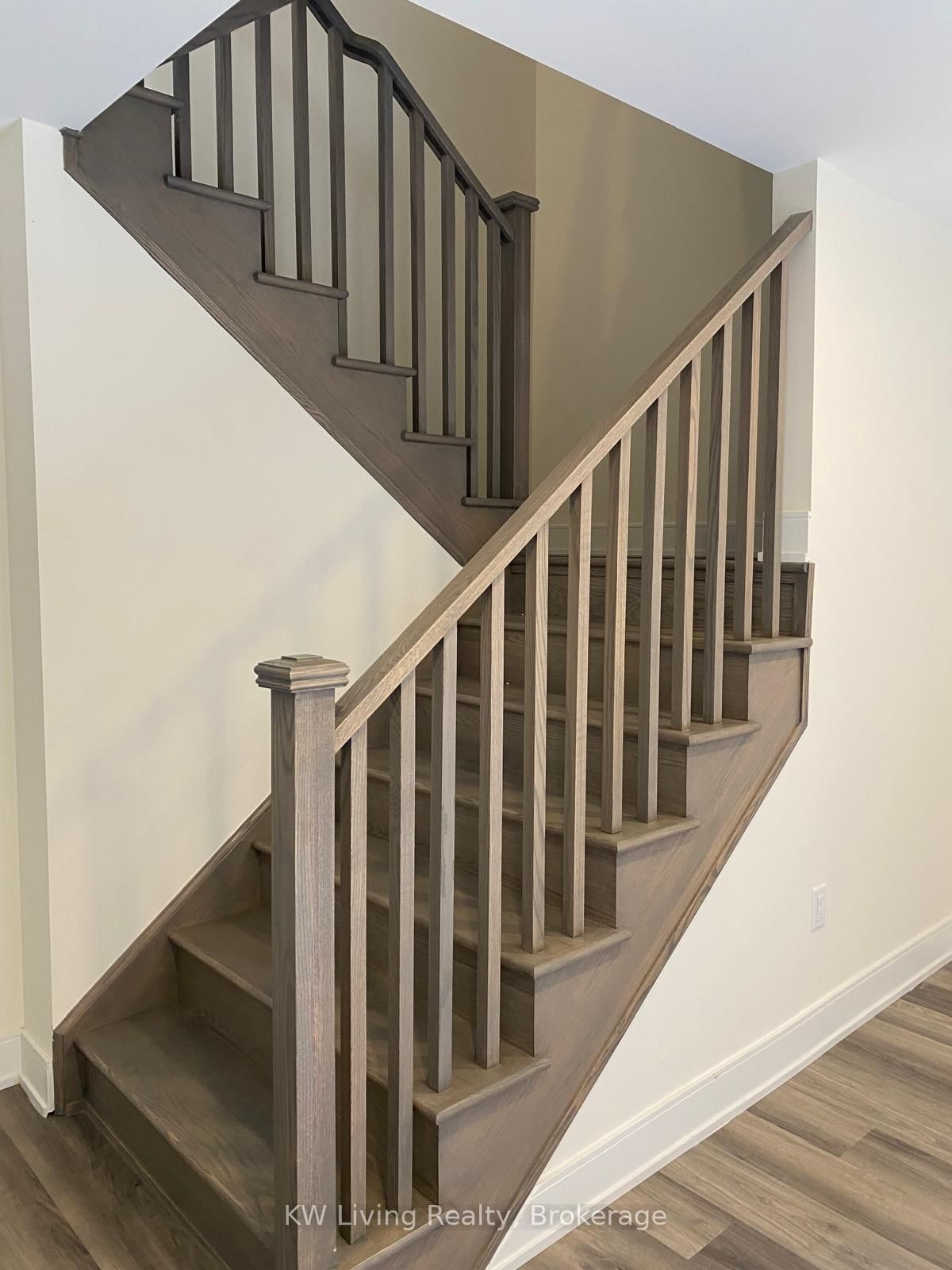 1695 Dersan Street, Unit 502 - Photo 5