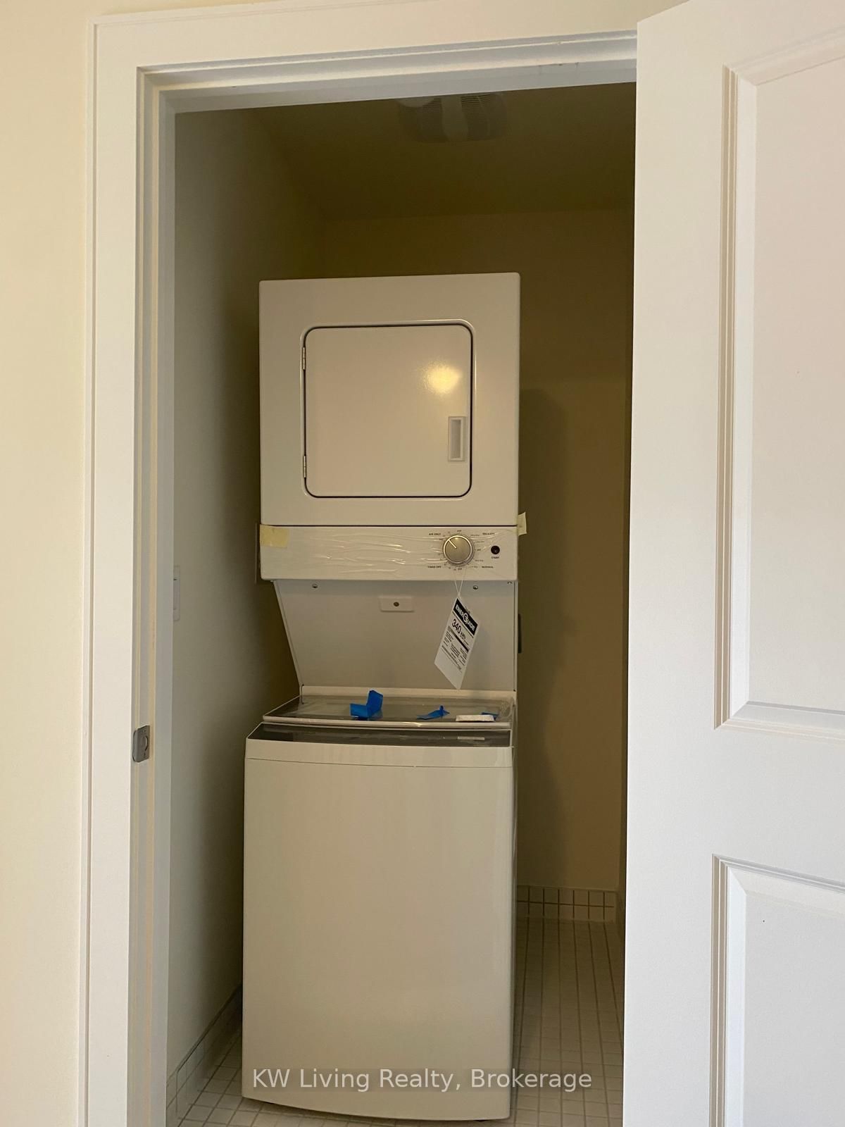 1695 Dersan Street, Unit 502 - Photo 9