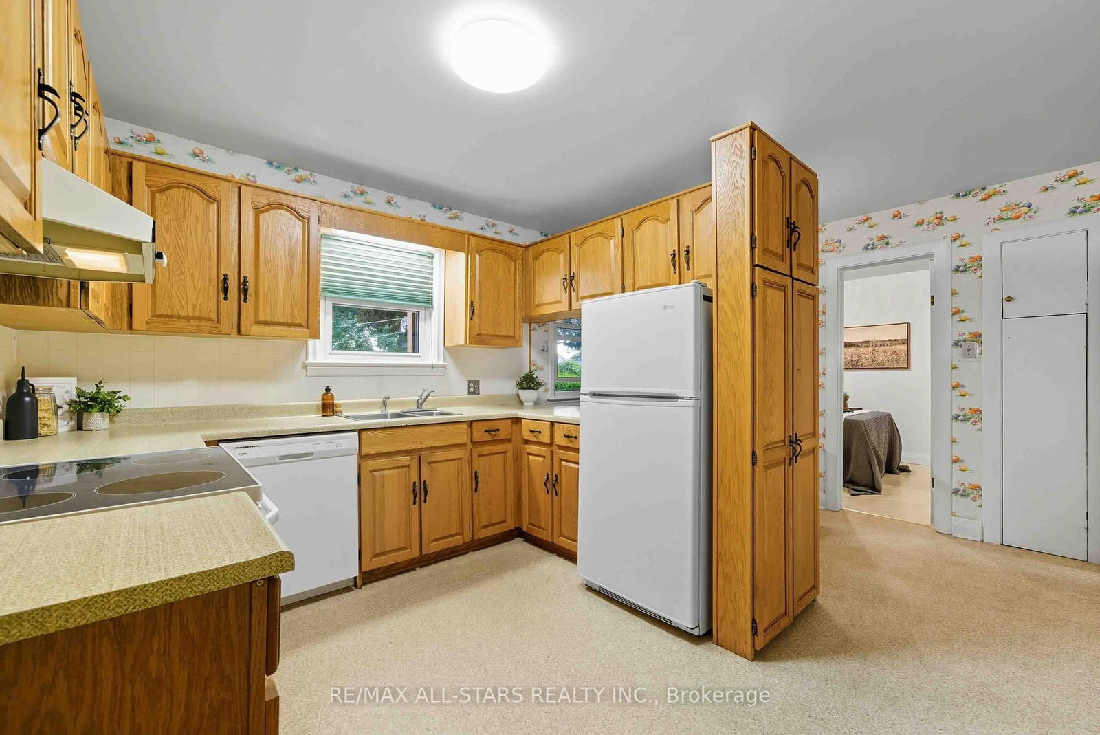 Listing Image 15