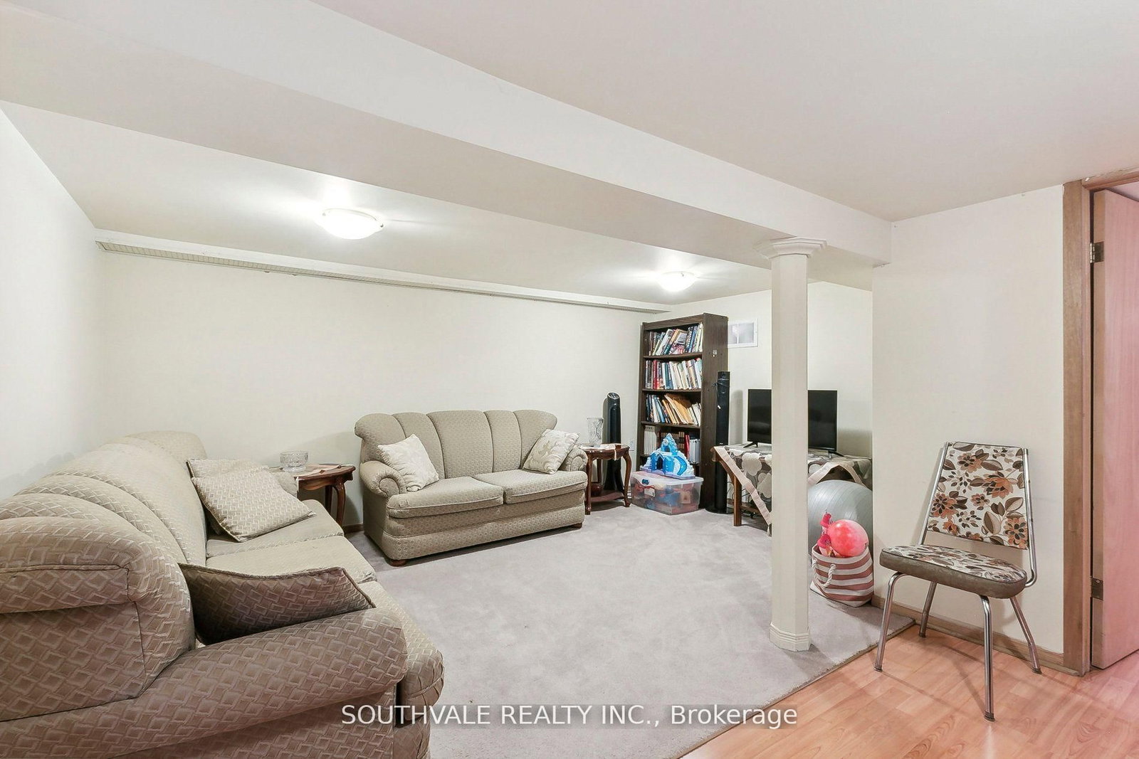 Listing Image 35