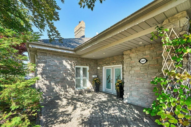 1449 Rosebank Rd, Pickering, L1V 1P3 | Image 3