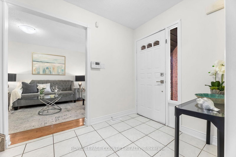 30 Chapman Dr, Ajax, L1T 3C3 | Image 3