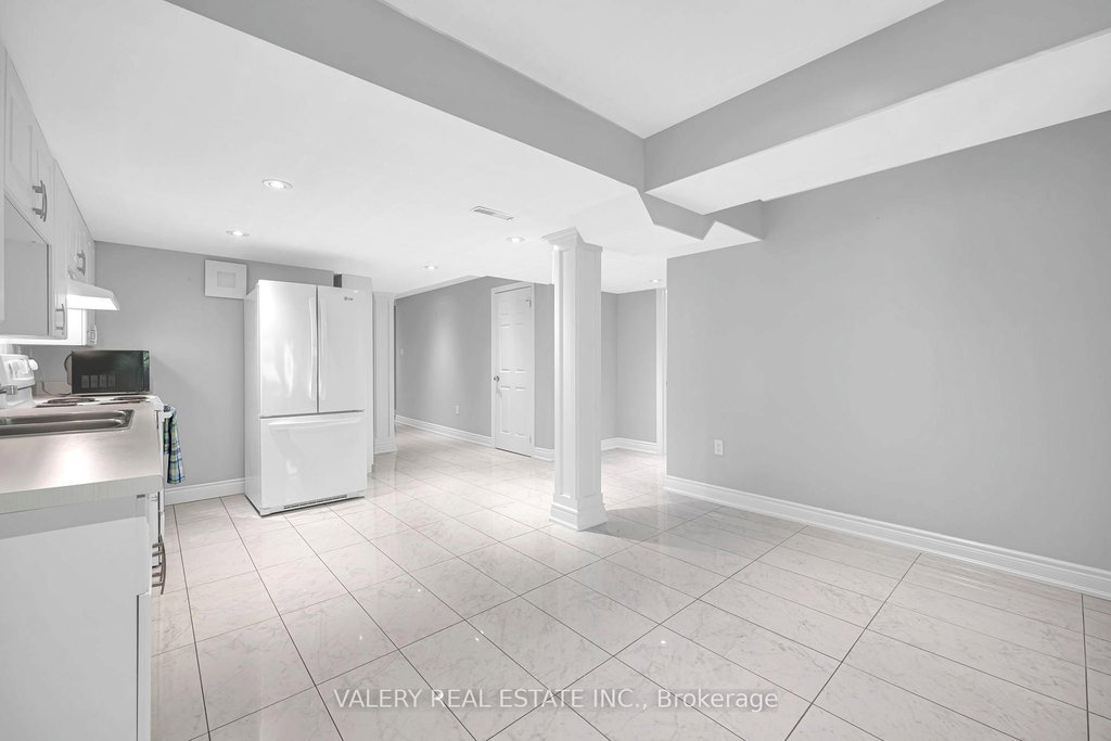 Basement - 63 Angier Crescent 4