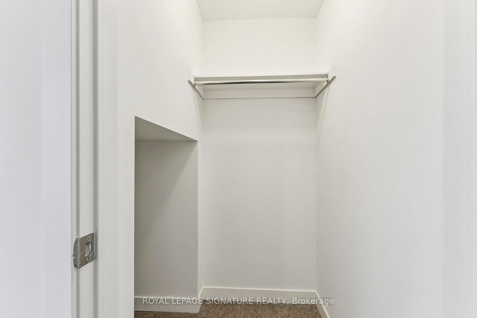 1525 Kingston Road, Unit 810 - Photo 11