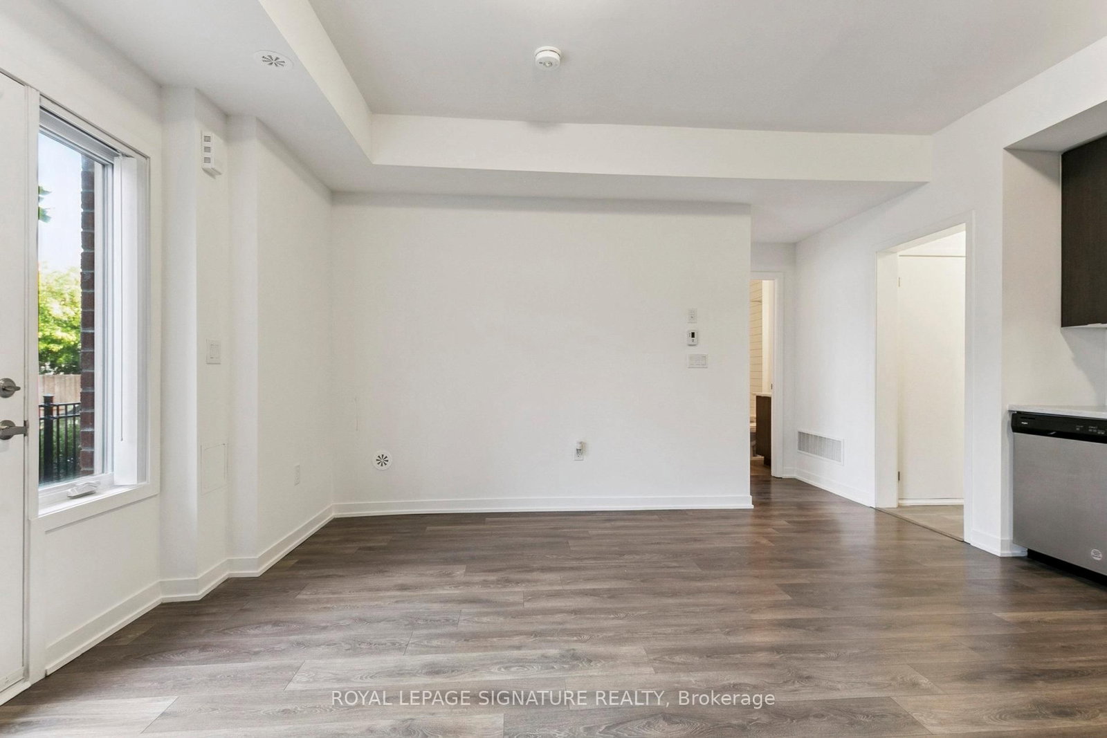 1525 Kingston Road, Unit 810 - Photo 4