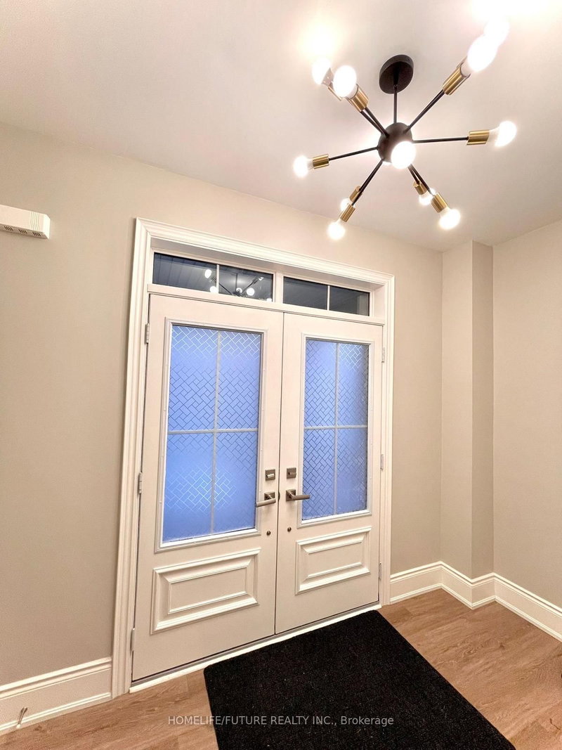 238 Lyle Dr, Clarington, L1C 0V6 | Image 2