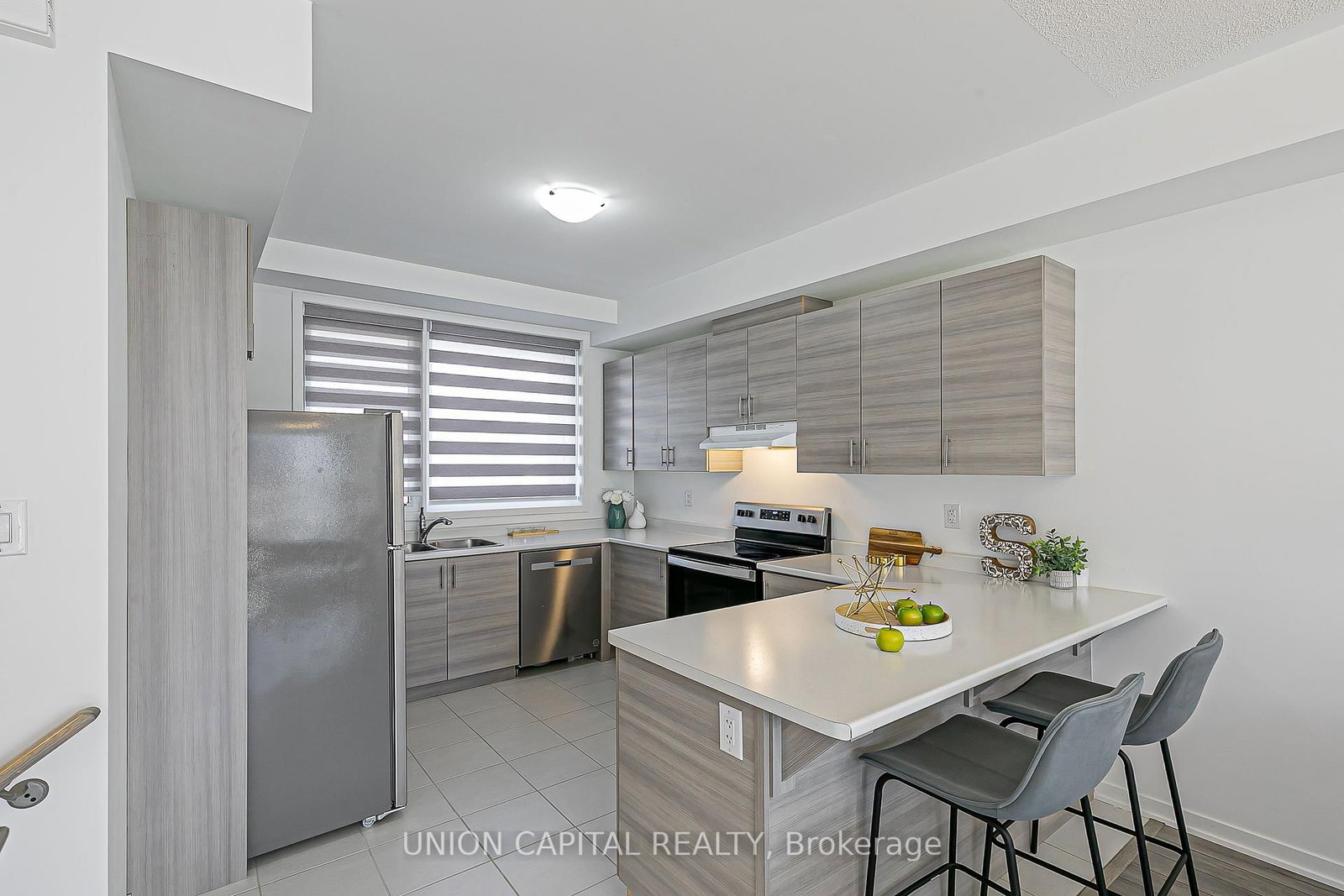 Townhouse for sale at 799 Stanstead Path, Oshawa, Ontario, L1K 3G4 - Samac - MLS: E12444942