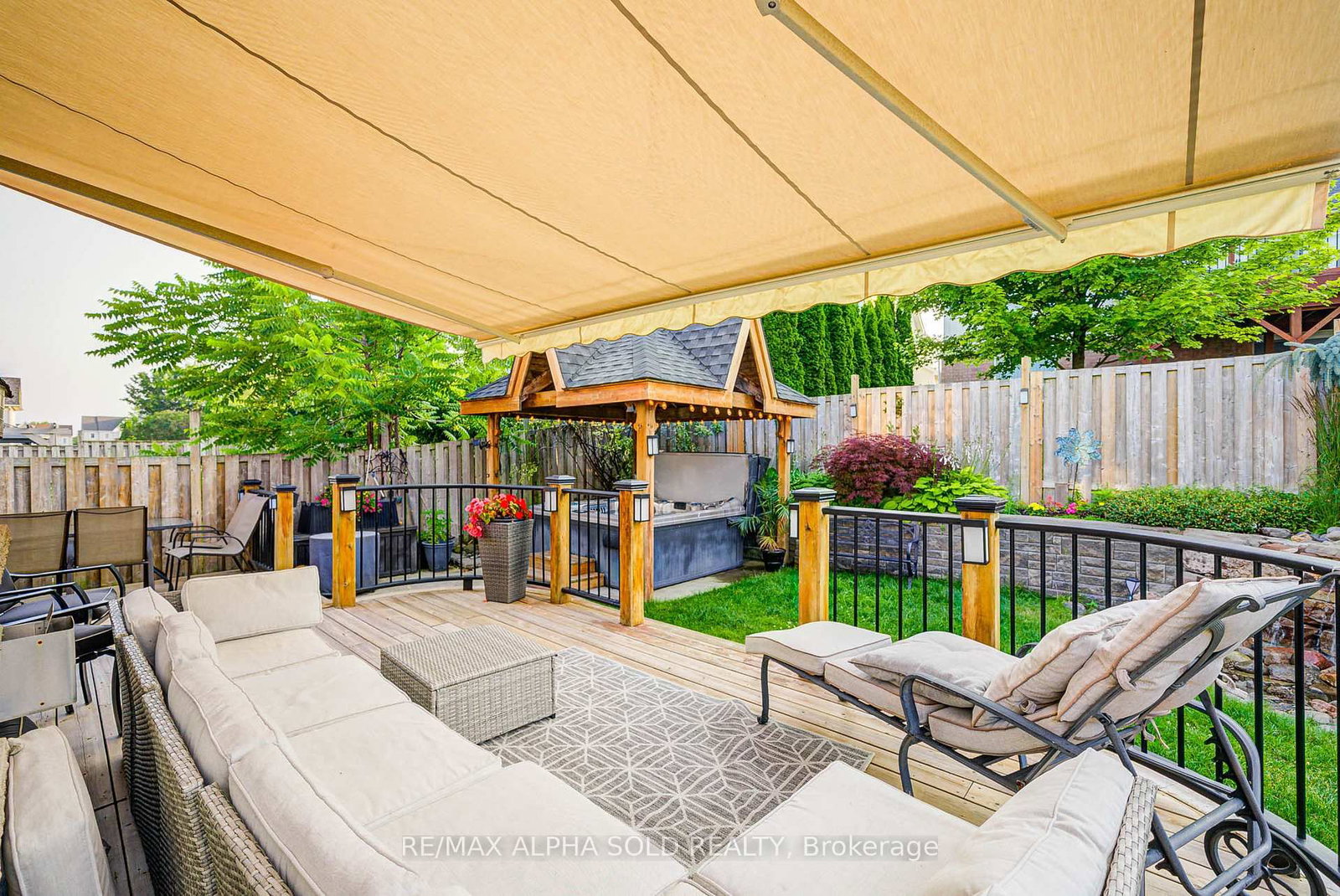 Listing Image 44
