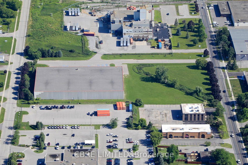 445 Finley Ave, Ajax, L1S 2E2 | Image 2