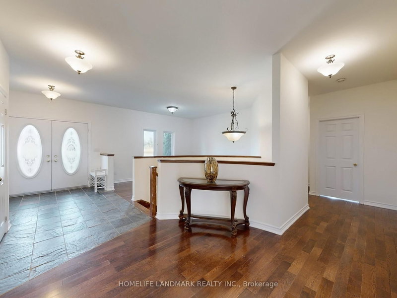 3668 Harmony Rd N, Oshawa, L1H 8L7 | Image 3