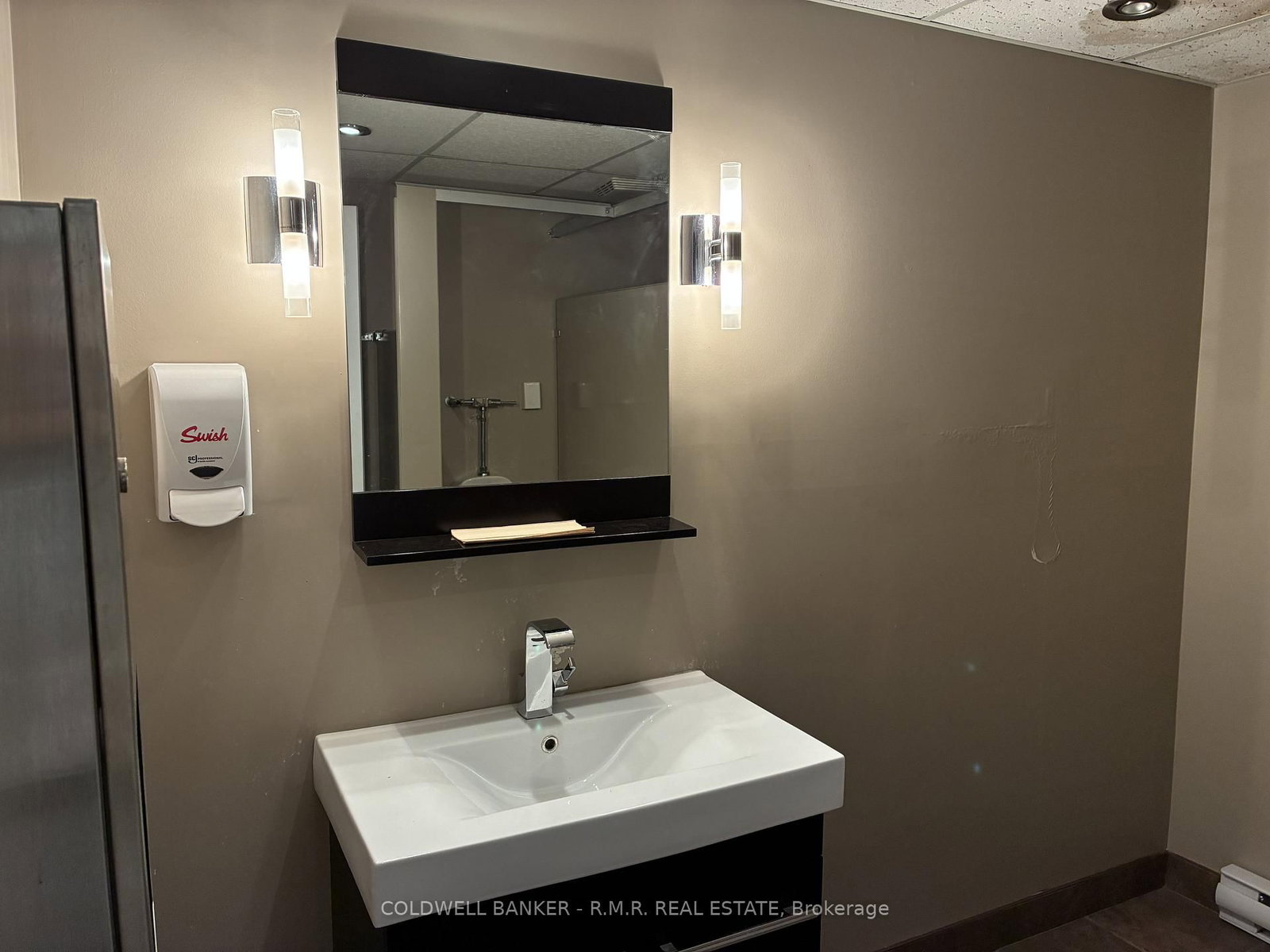 179 King Street E, Unit B2 - Photo 9