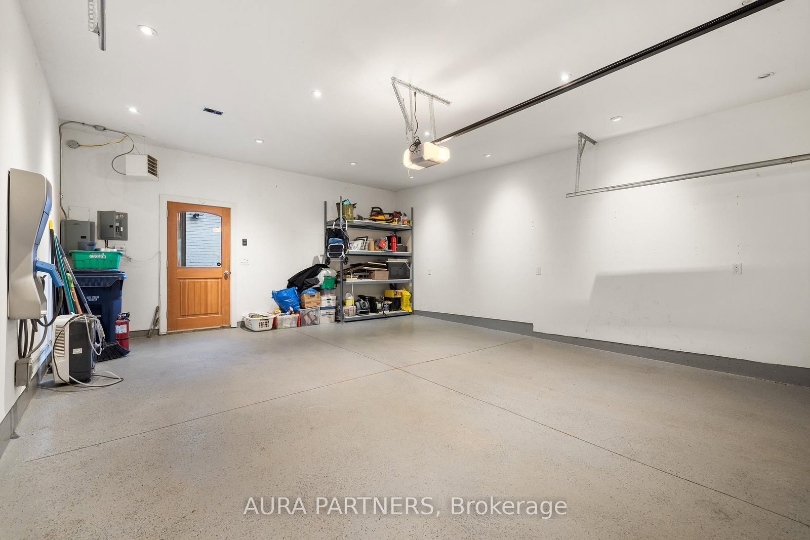 Listing Image 34