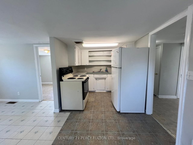 2 - 169 Mary Street N