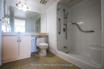 2020 Mcnicoll Toronto,ON M1V 0B5 — Photo 23