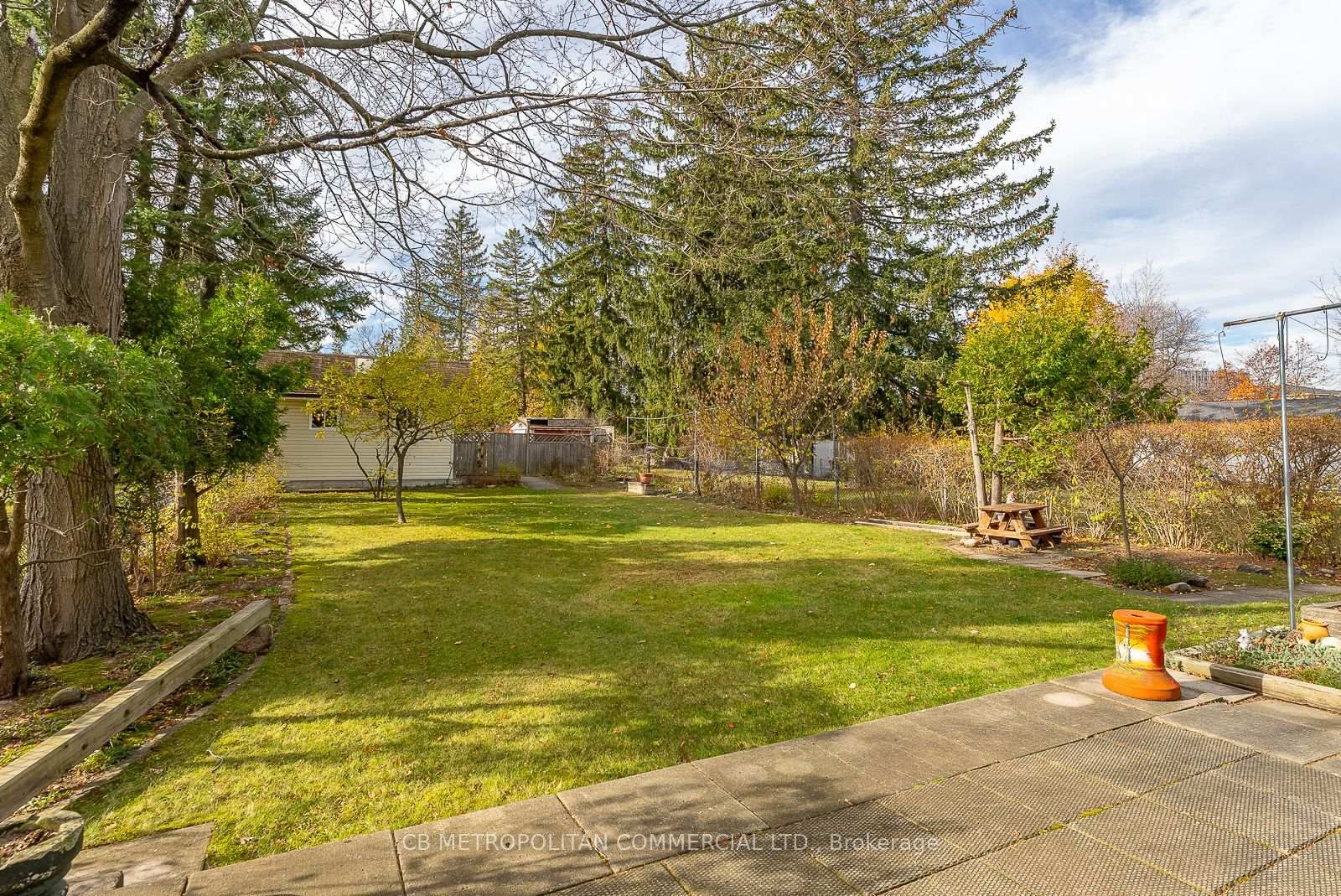Listing Image 32