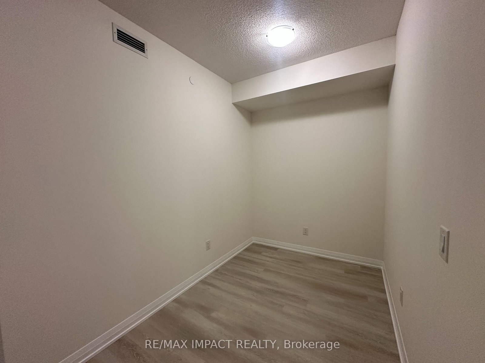 3270 Sheppard Avenue E, Unit 1325 - Photo 13