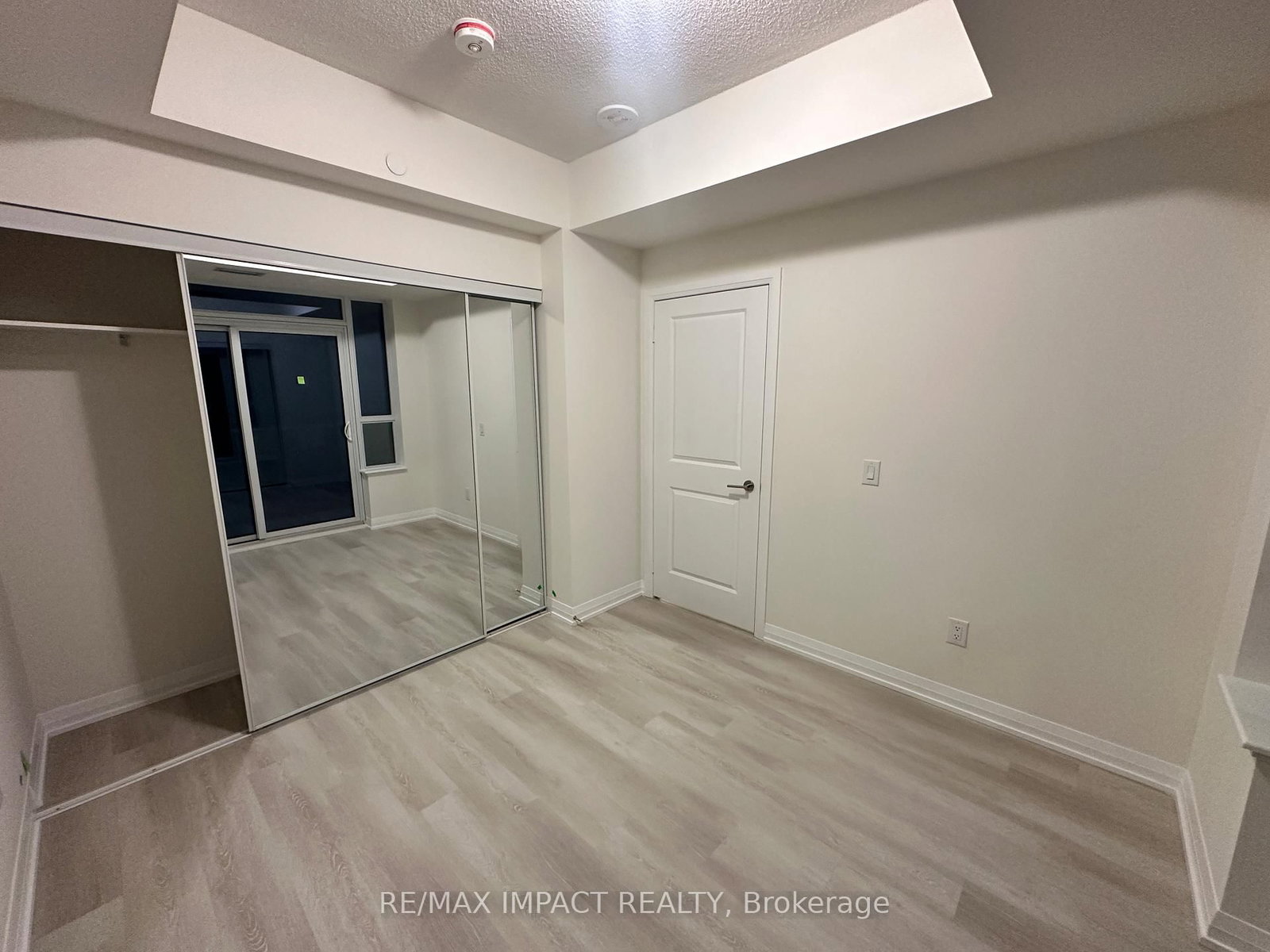 3270 Sheppard Avenue E, Unit 1325 - Photo 9