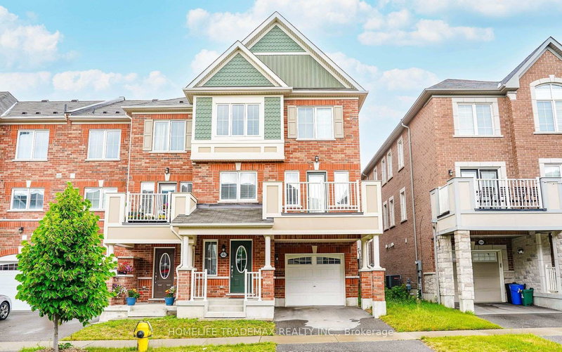 1062 Clipper Lane, Pickering, L1X 0E9 | Image 2
